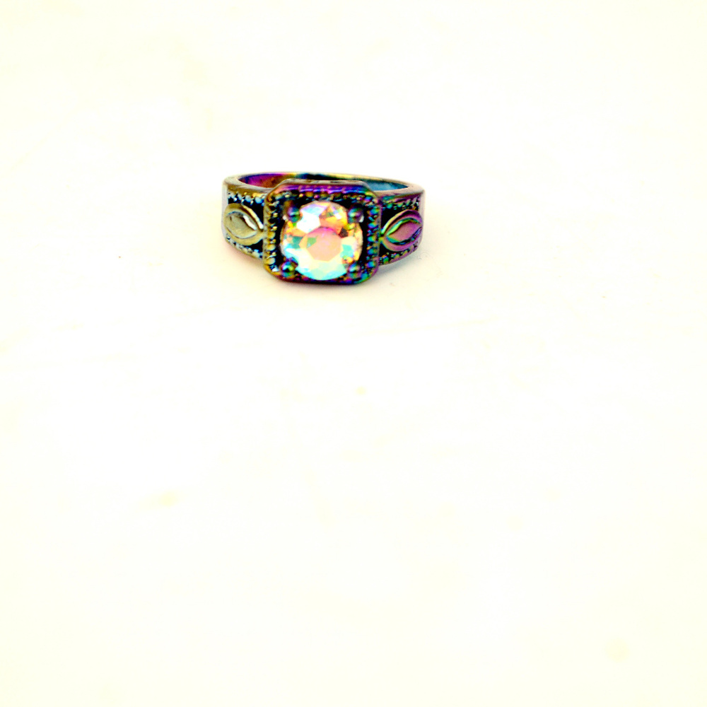 AB Aurora Crystal 18KT Rainbow GF Ring size 8 - Picture 4 of 4